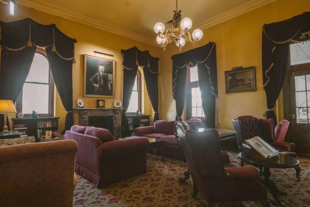 Chateau Yering Historic House
