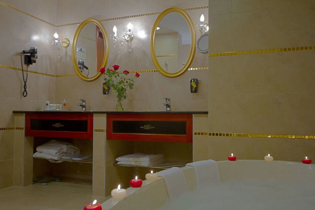 Hotel Divinus