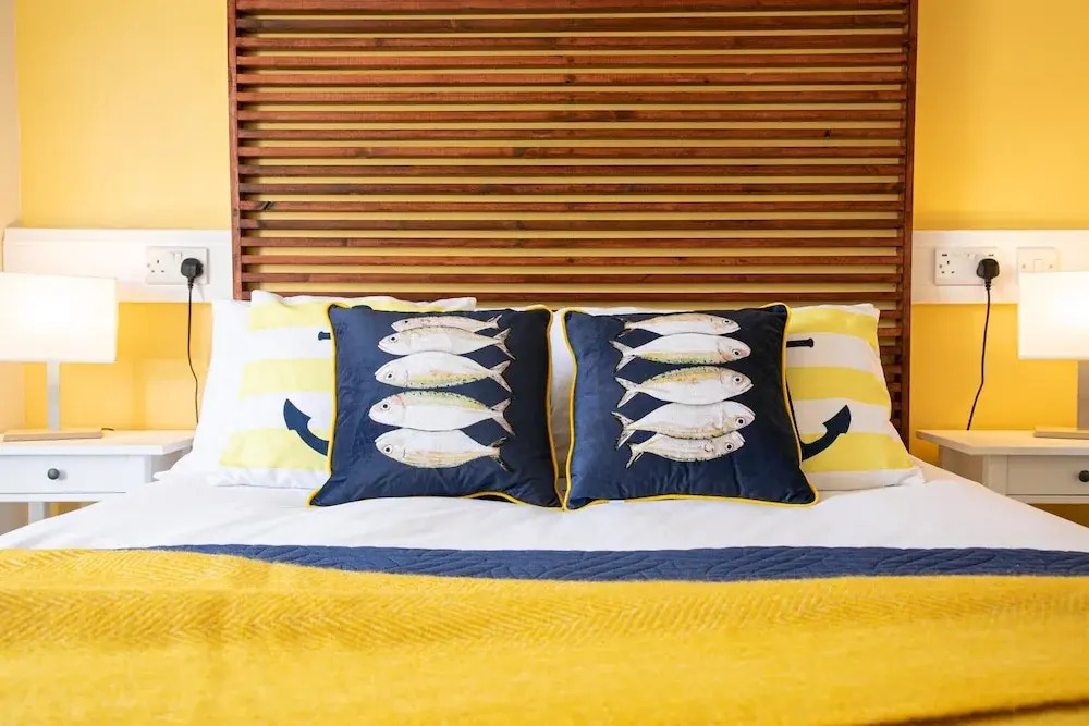 Park View R & R - Adult Only - Self-Catering - Free Parking - EV Point