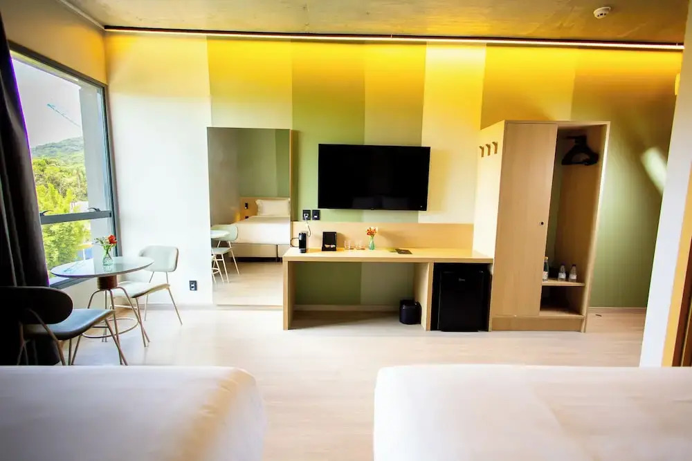 Liwe Hotels