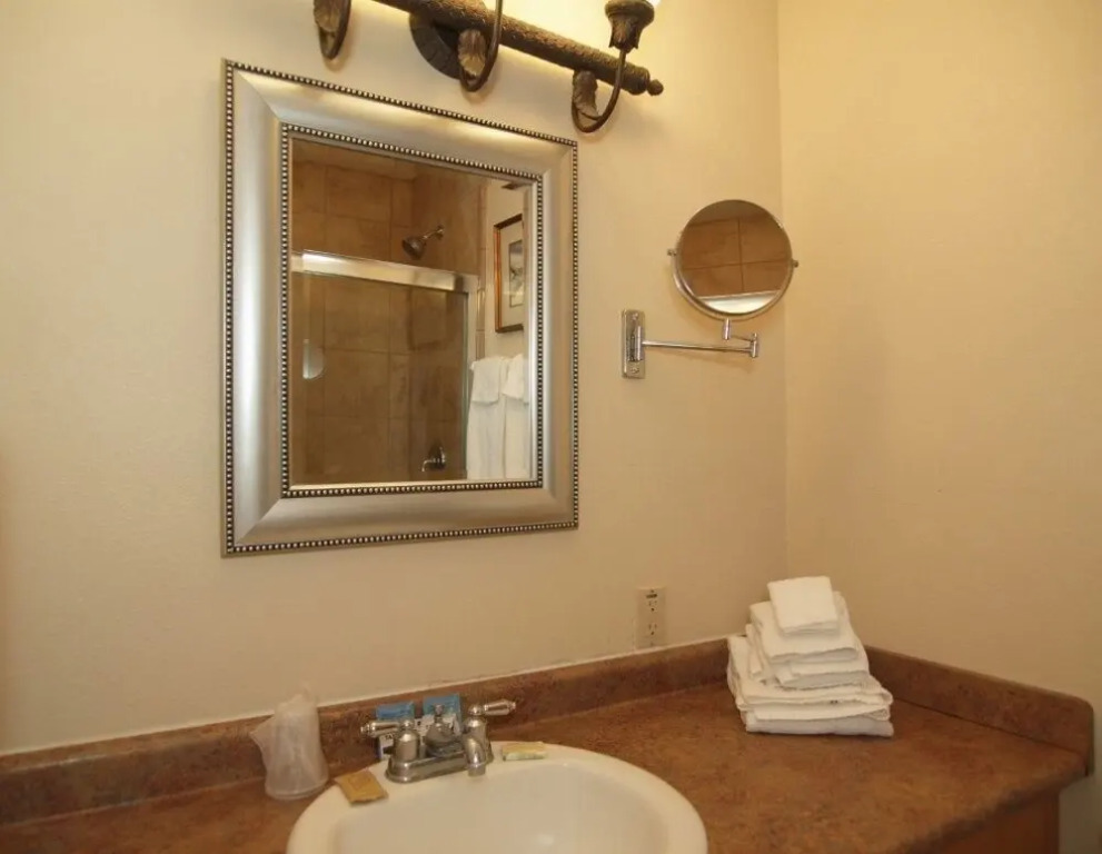 Island 36 2 Bedroom Condo