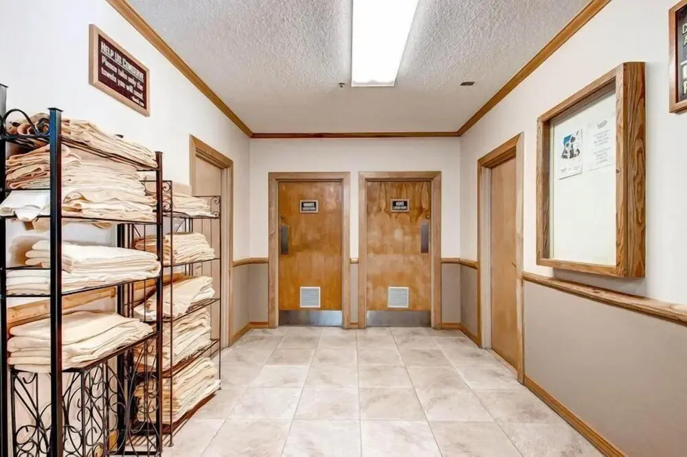 3 Bedroom Ski In, Ski Out Mountain Vacation Rental Located Next To Historic Main Street In Downtown Breckenridge