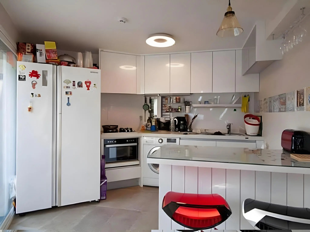 Cube Guesthouse