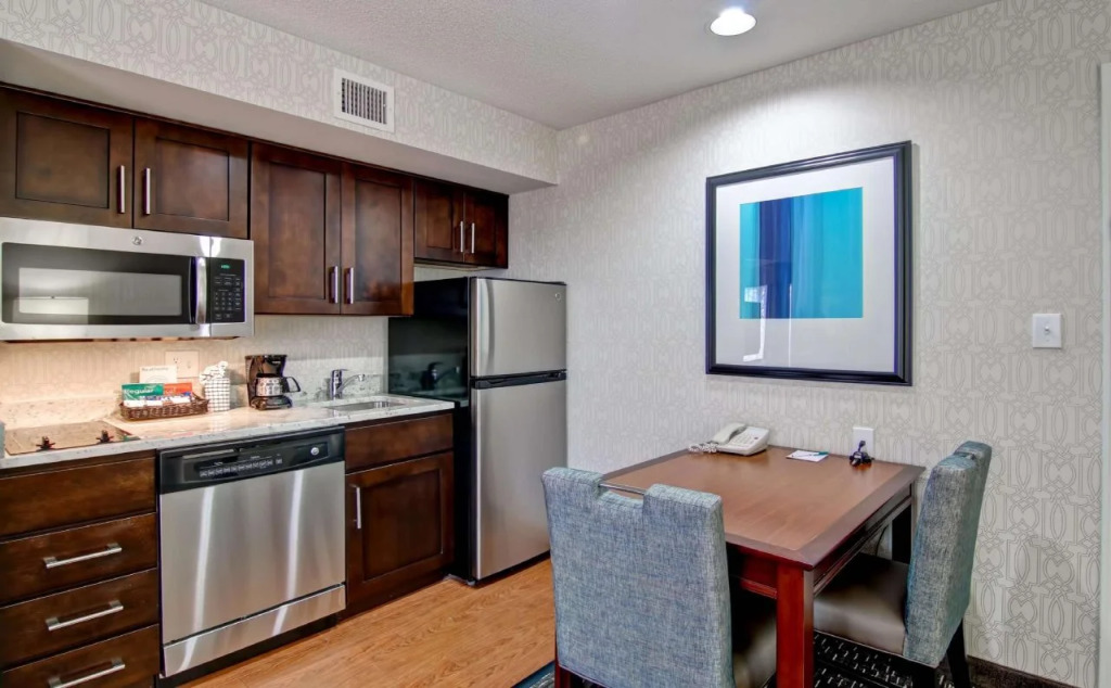 Homewood Suites By Hilton Memphis Poplar