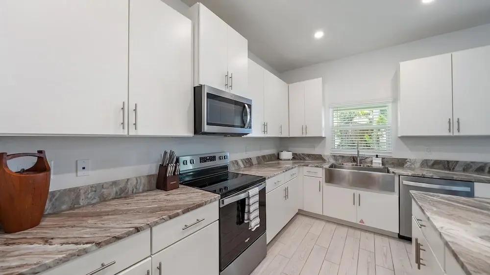 Urban Minimalist Escape 4 Bedroom Home