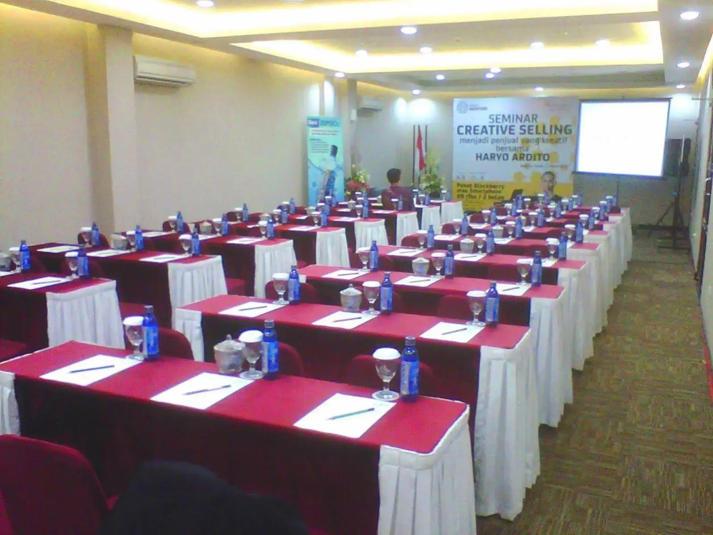 Lampion Hotel Solo