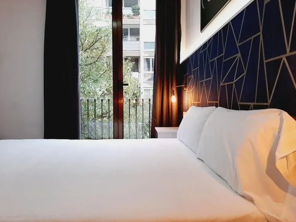 Hostal Laia by gaiarooms