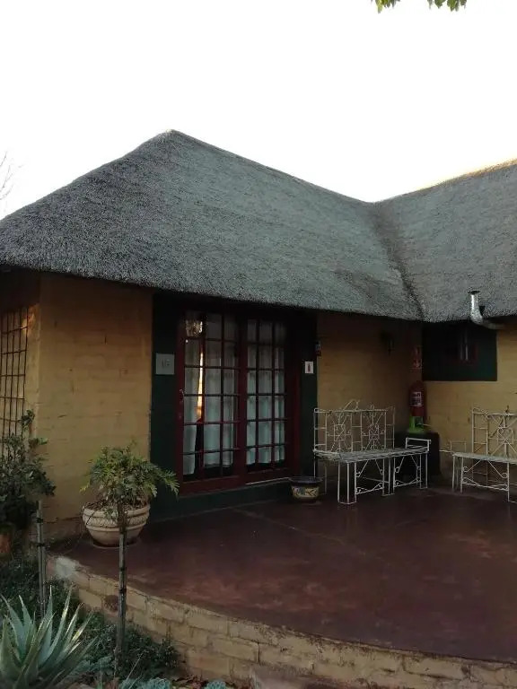 Makarios Lodge
