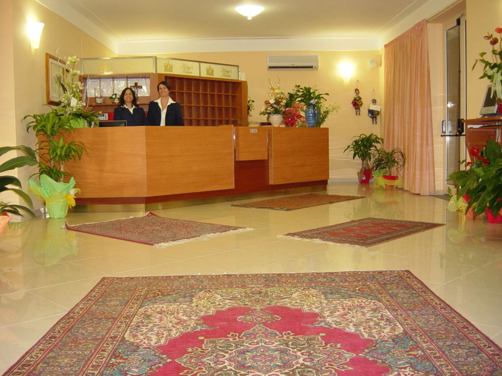 Kings House Hotel Resort