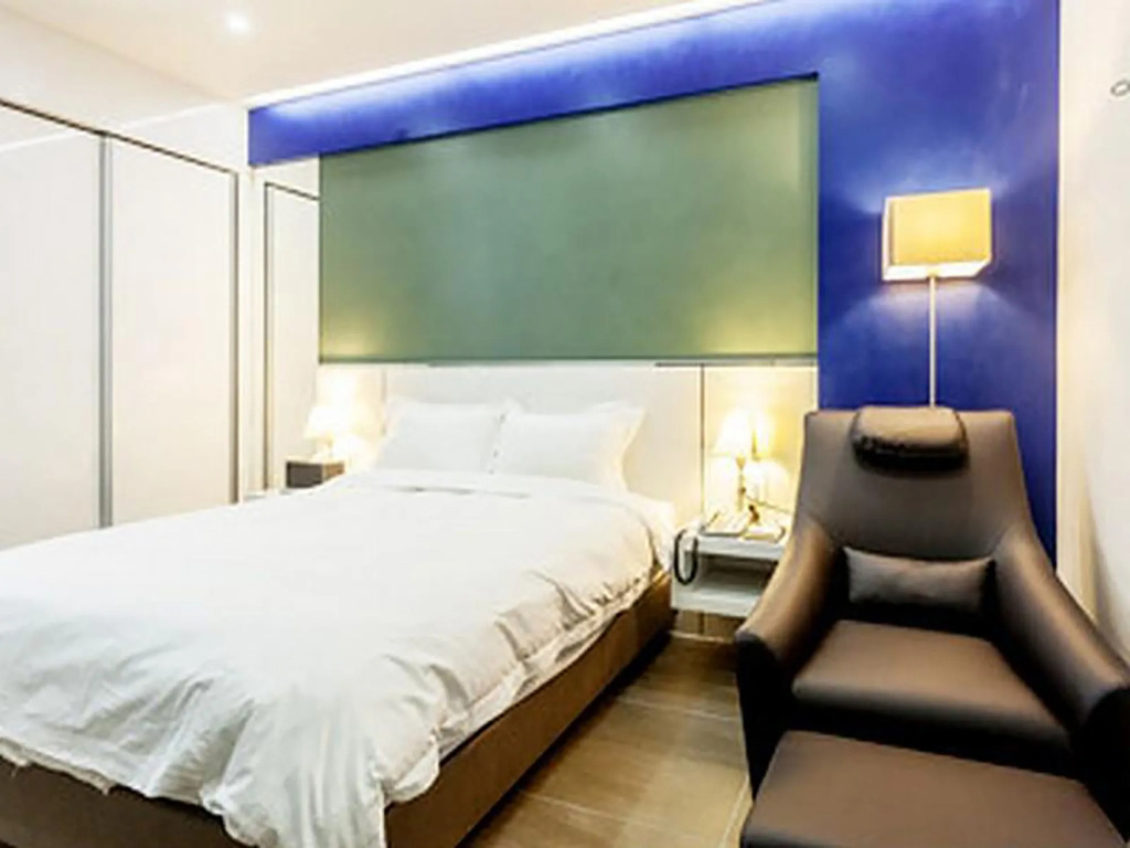 H Avenue Hotel Sangmu Branch