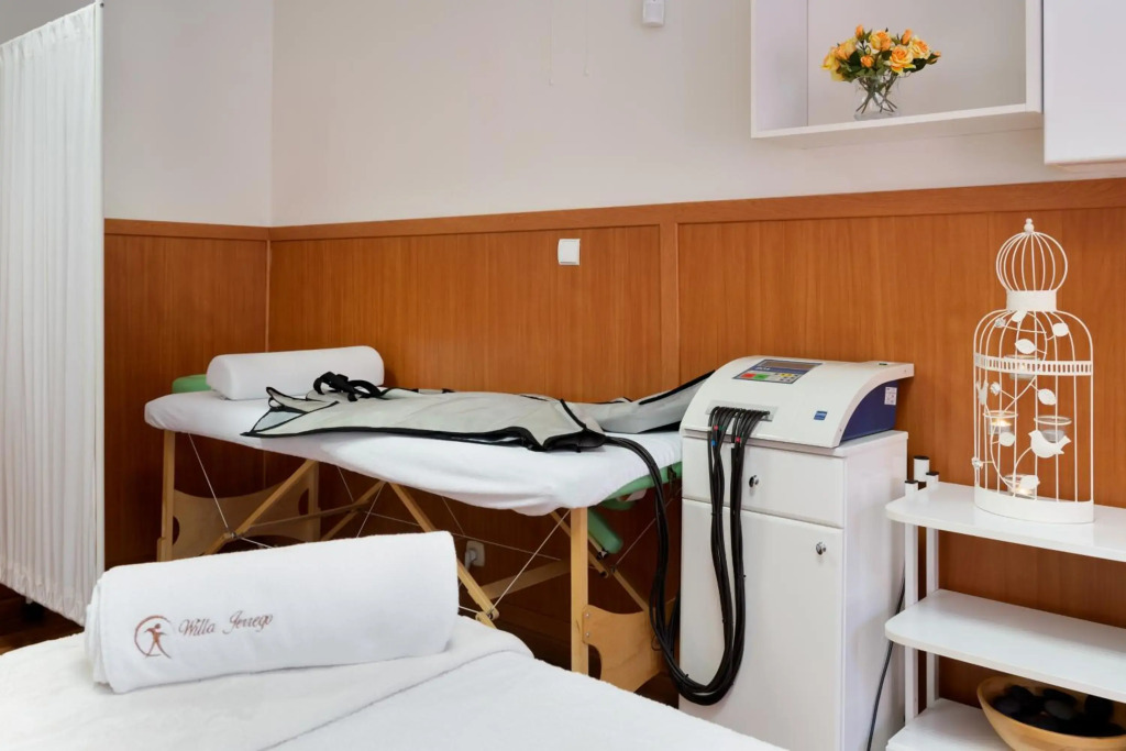 Willa i Wzgórze Jerrego Apartamenty i pokoje z widokiem na góry