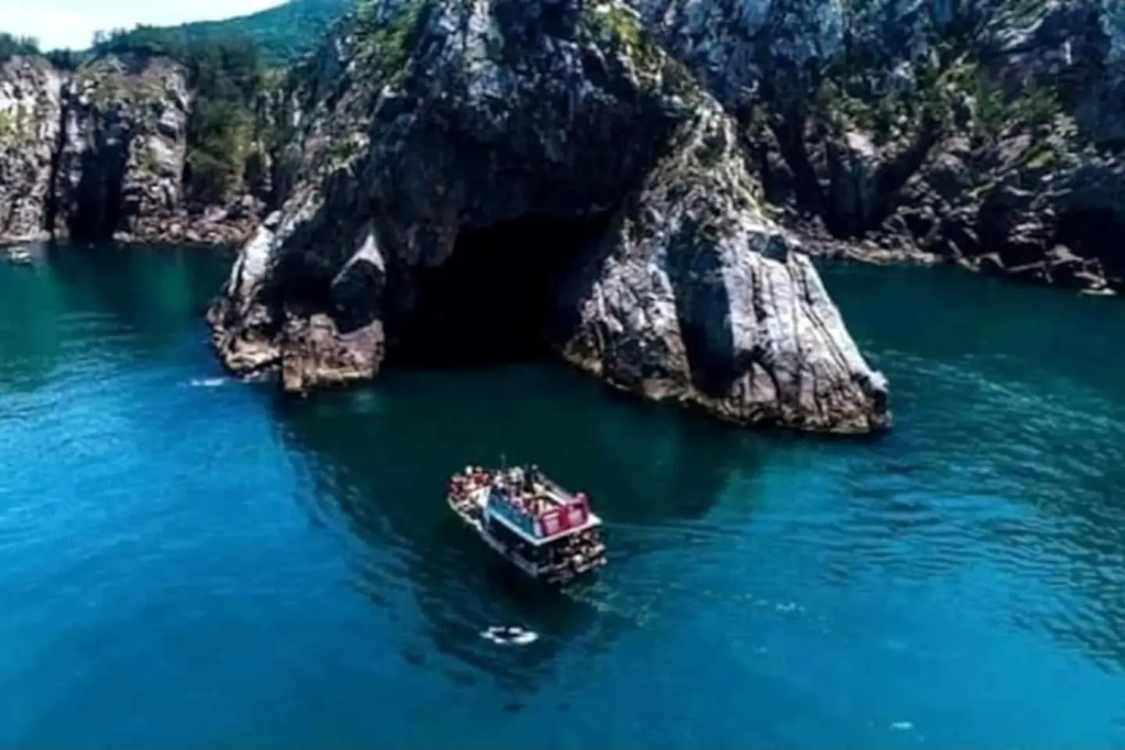 Lindo Apto 2 quartos c/suíte de frente na prainha!
