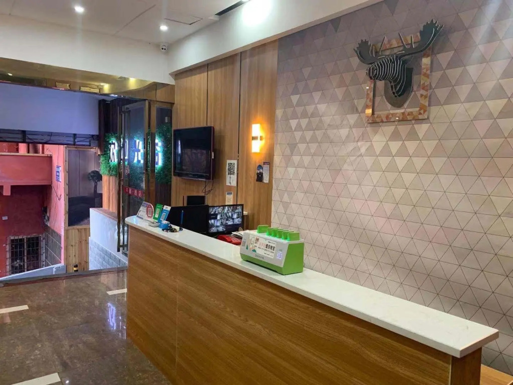 Pai Hotel Liupanshui Jianshe Road