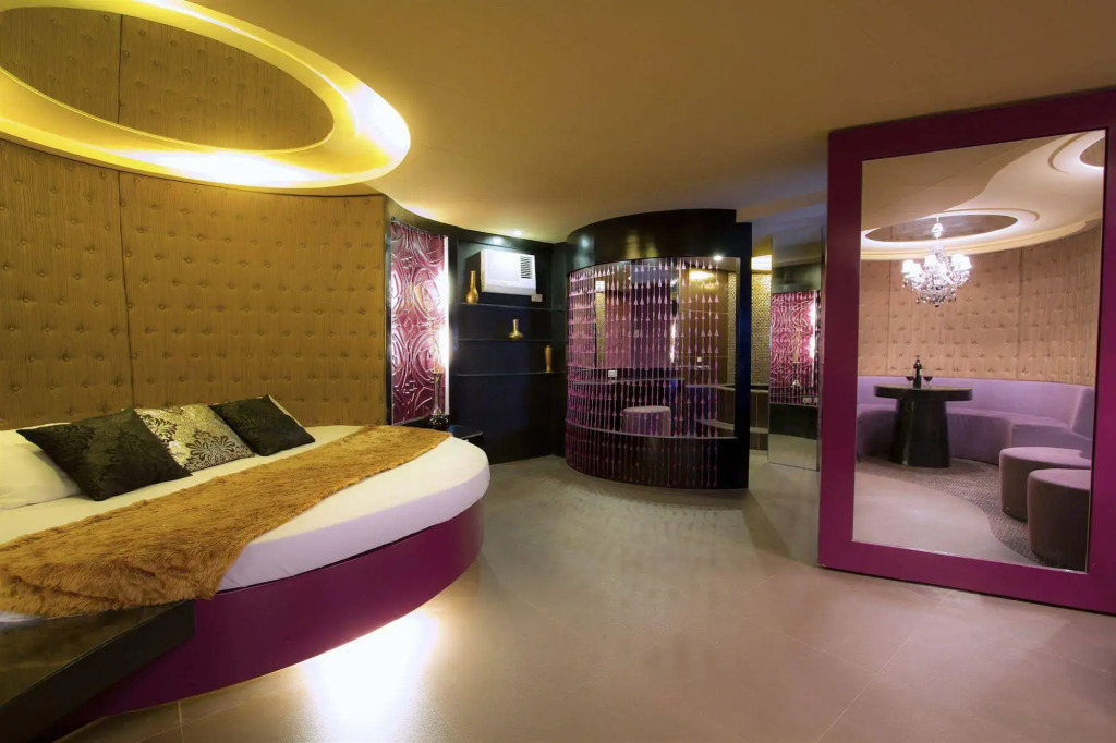 Victoria Court Las Pinas