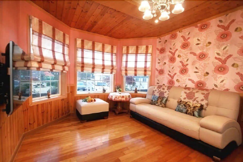 Taean Navy Blue Pension