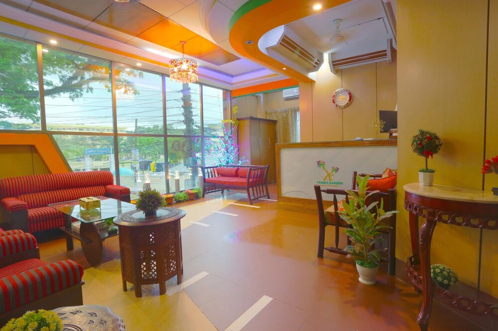 Hotel Farmis Garden