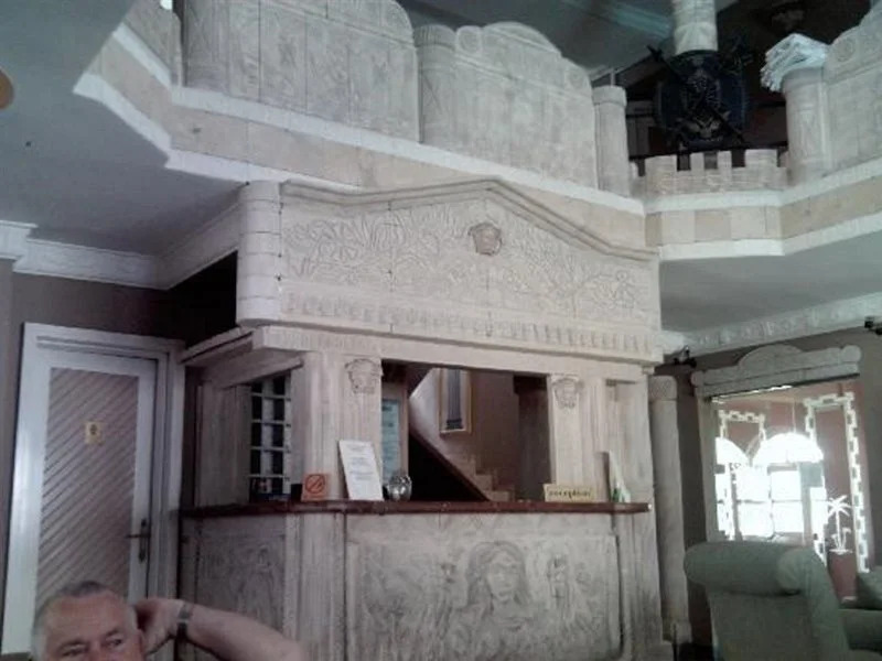 Domino Palace