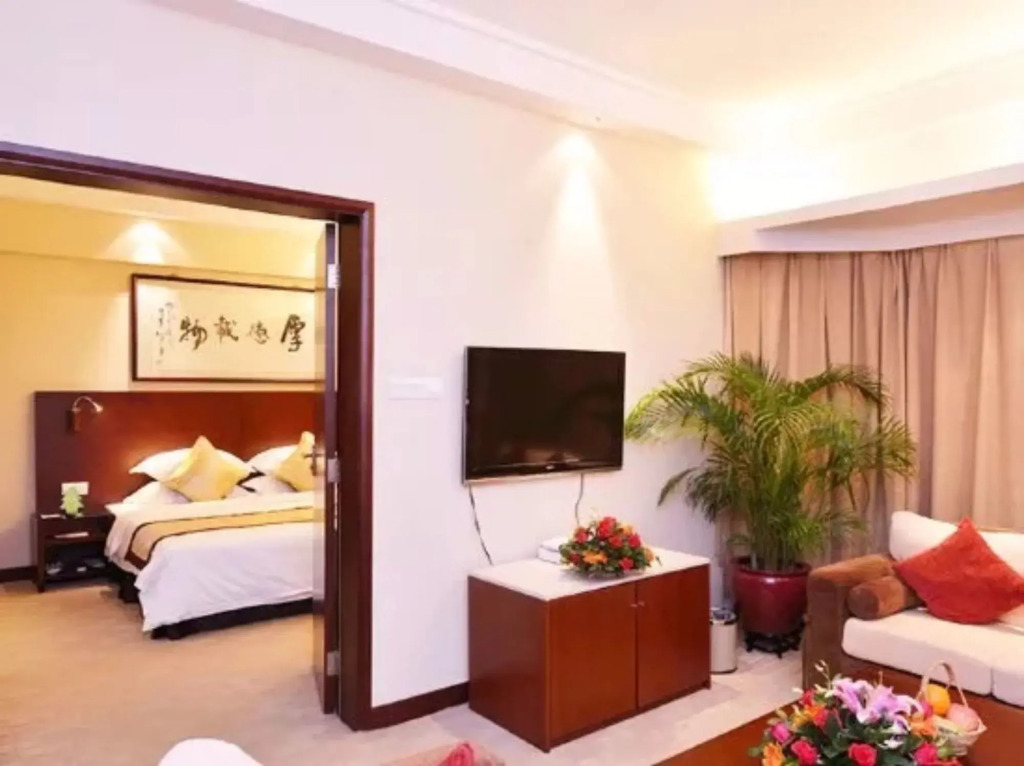 Guang Cai Hotel