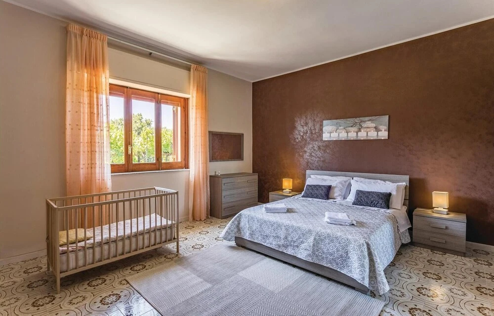Stunning Home in Zafferana Etnea With 3 Bedrooms and Wifi