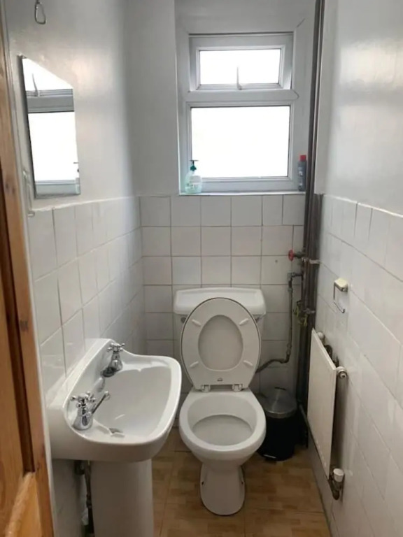 Immaculate 7-bed House in London