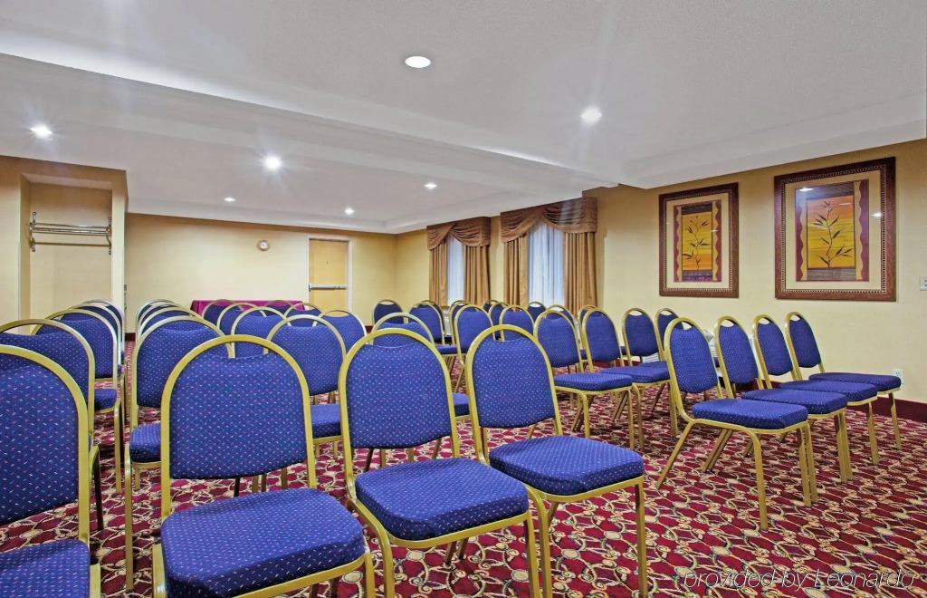 Best Western Oswego Hotel