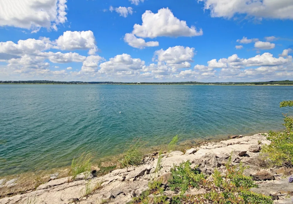 Water's Edge Retreat 4 Bedrooms 2.5 Bathrooms Home