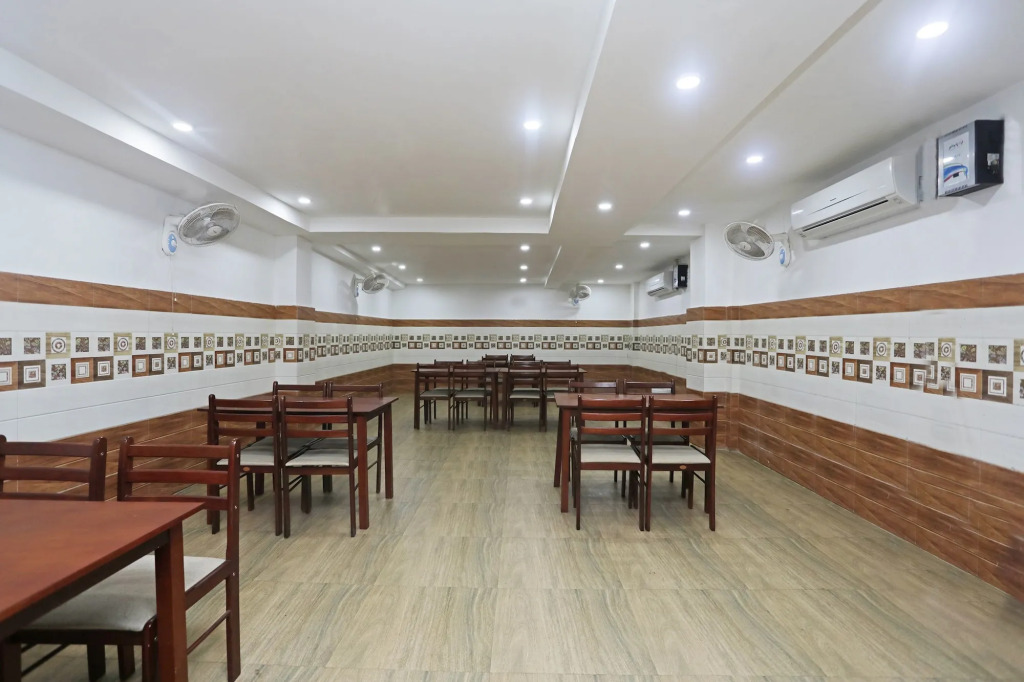 OYO 13891 Hotel Shayon Residency