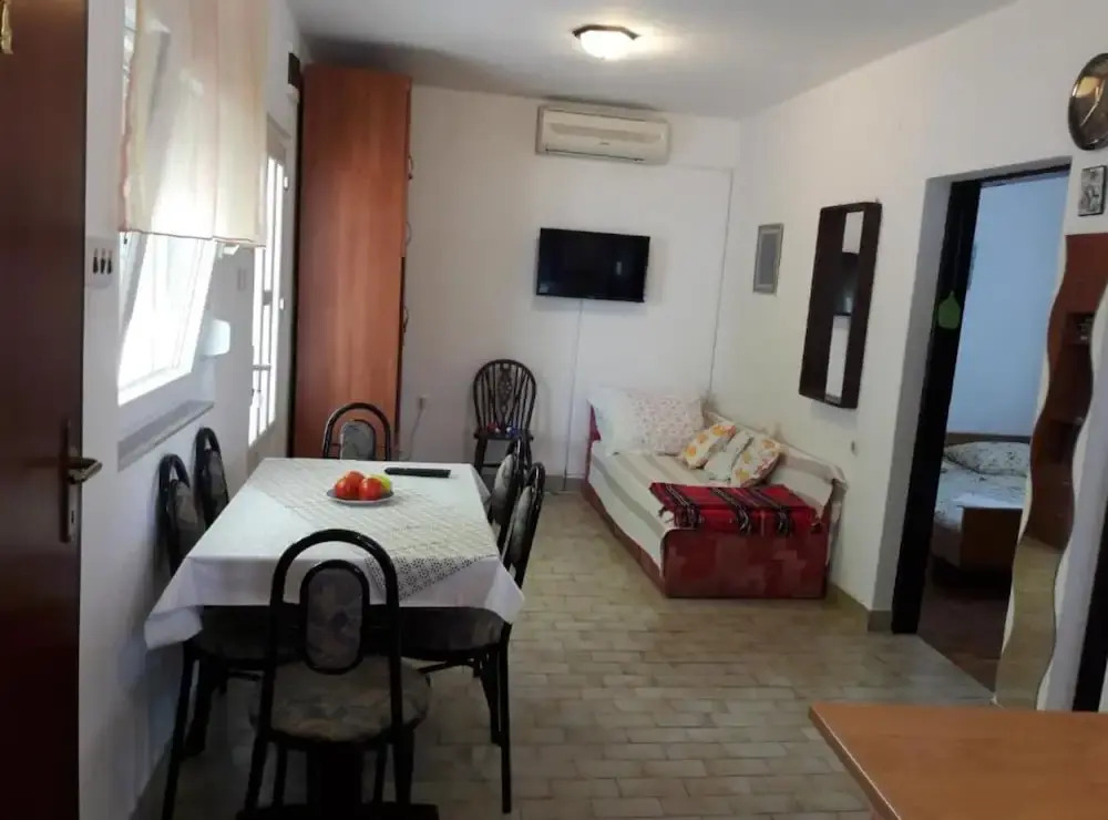Charming Apartments Dokoza Vir