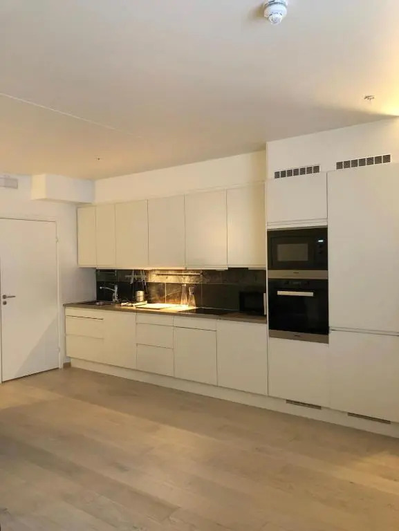 City Center Oslo- Venice Apartment Sea Side Three-Bedrooms and Two Toilettes