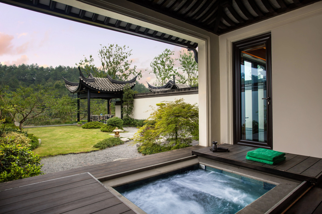 Banyan Tree Anji