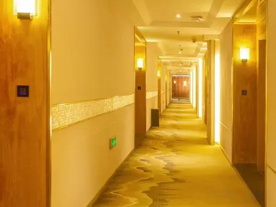 Junpin Theme Hotel (Taizhou Jiaojiang Metro AG Store)