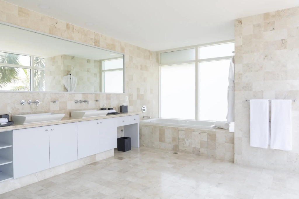 Capitalia Tres Mares Beach Residences & Marina