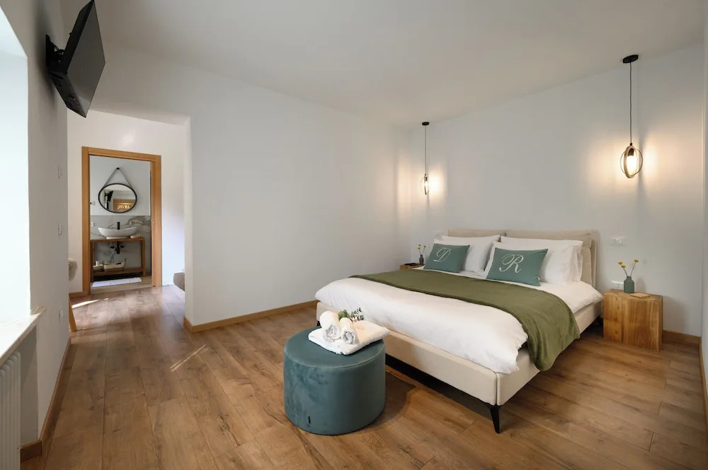ILLASI DREAM ROOMS