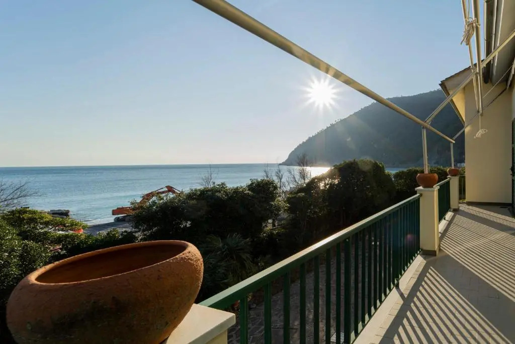 111 - Casa La Secca VISTA MARE, 100metri dalla spiaggia e Mare