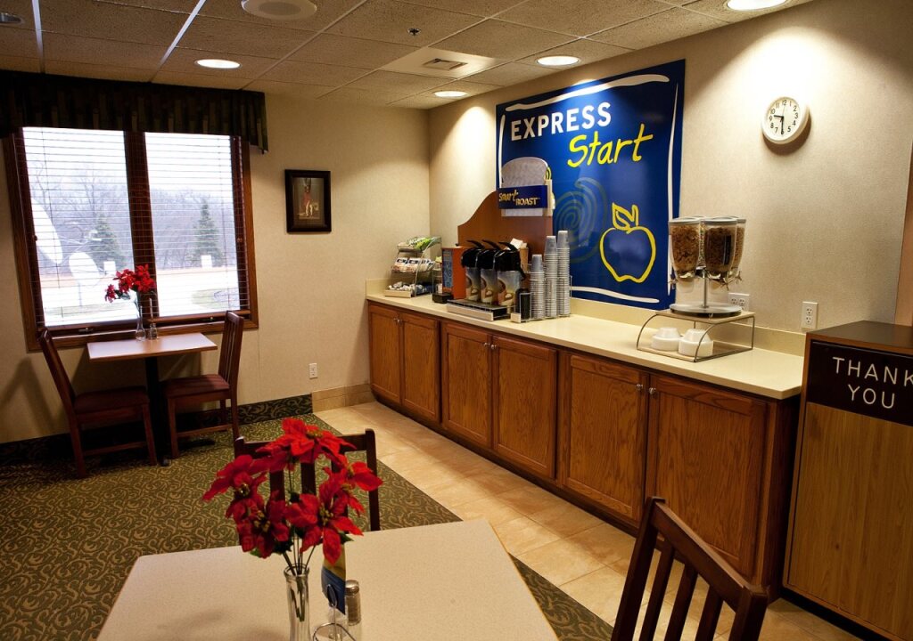 Links Bos Landen Hotel & Spa of Pella, Trademark by Wyndham