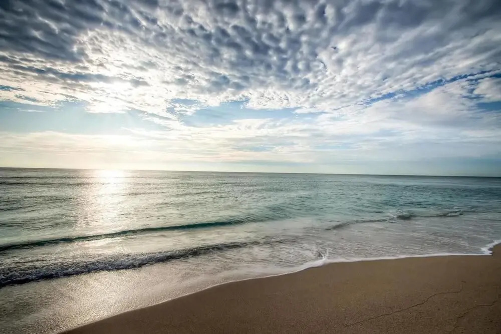 Domio Miami Beach Corner 1 BR Ocean View + Balcony