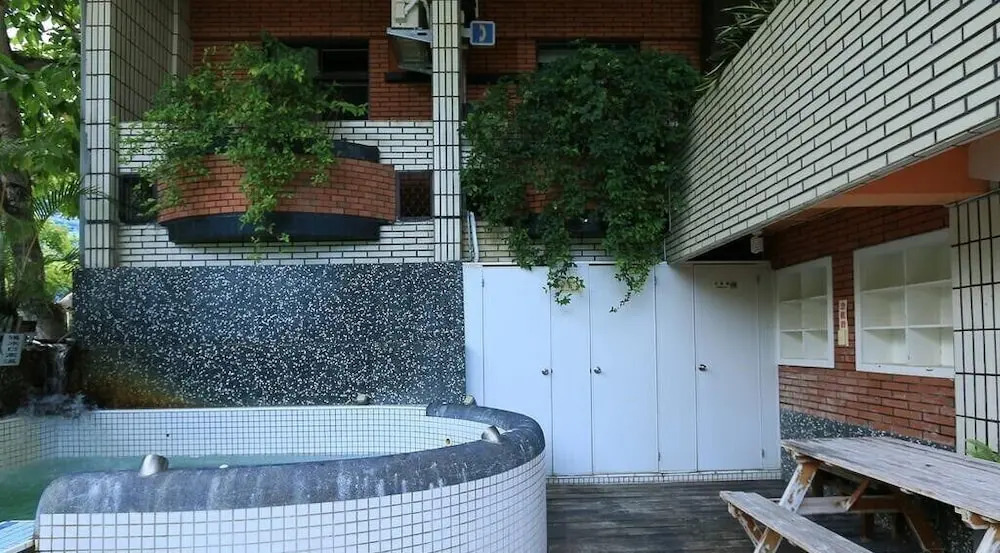 Spring Hotel