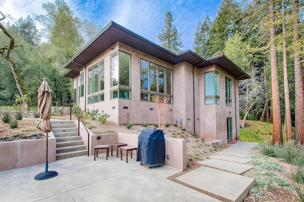 3380 Vigilante Rd Home by RedAwning