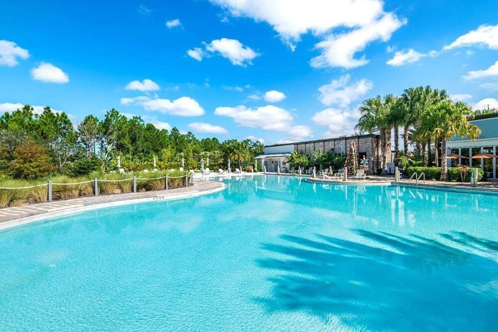 Villa 3 BR, 2.5 BA Sleeps 8