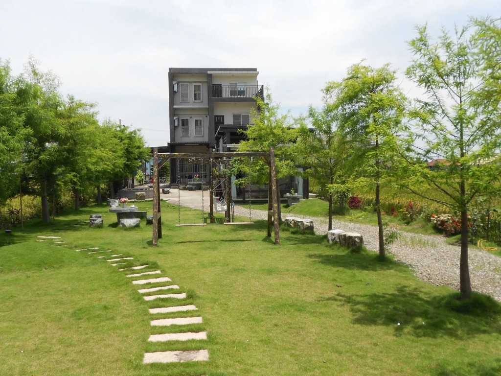 蘭卡威羅東庭園民宿