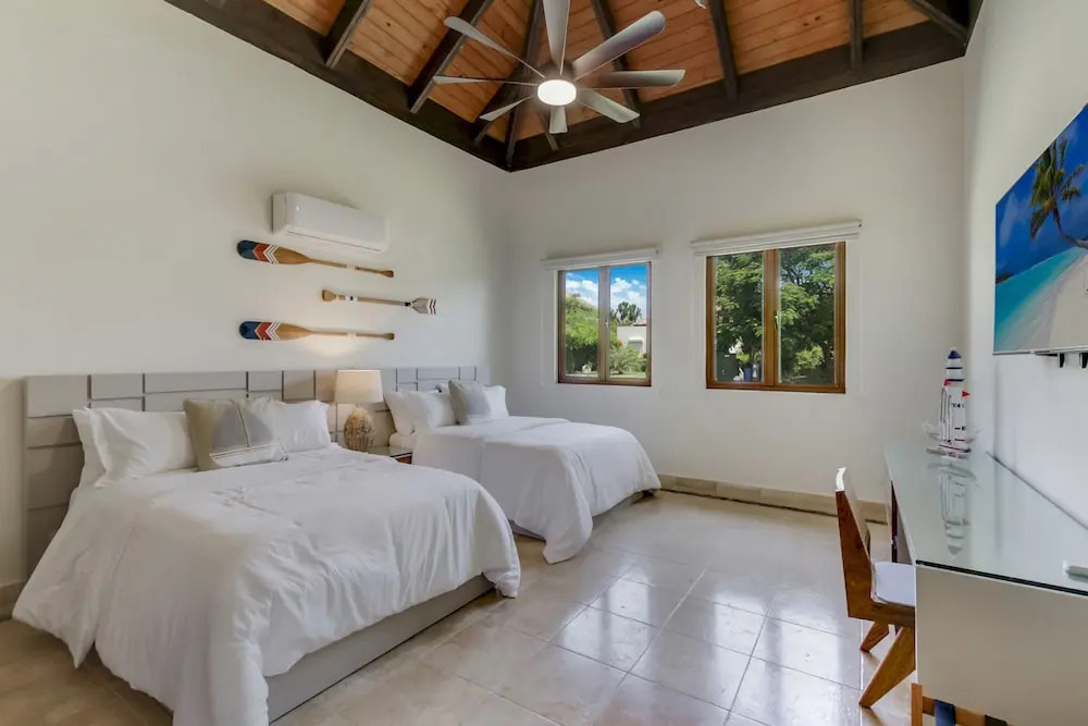 Luxury Cap Cana Villa with 3 Bedrooms, Plunge Pool, Maid, and Golf Course Access