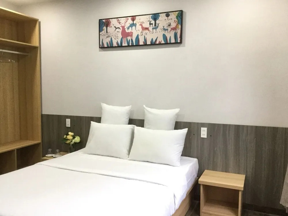 Street View Hotel & Apartment