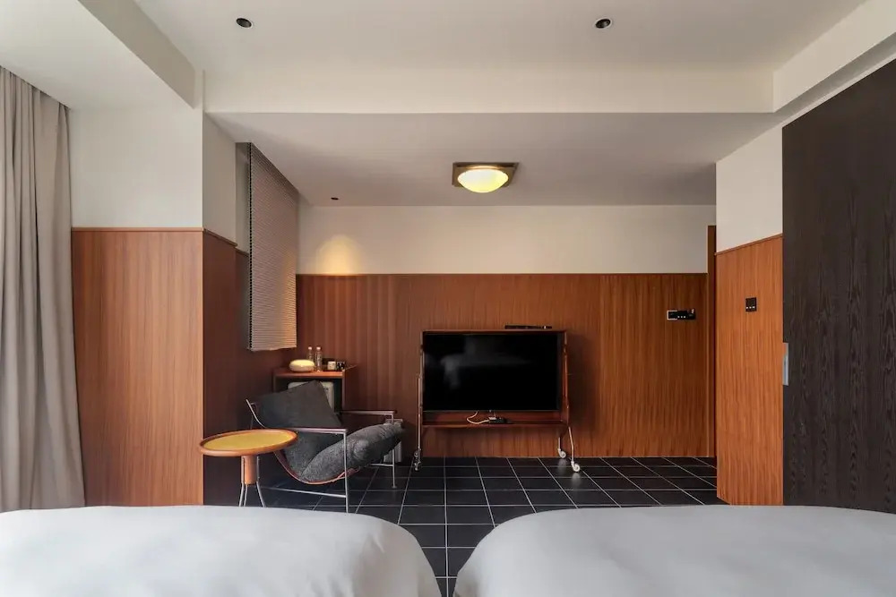 The Nest 1219 West Street