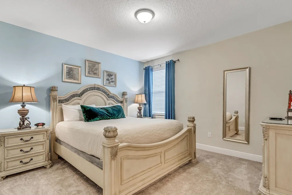 Family-friendly 10 Br Pool Villa In Encore Near Disney 10 Bedroom Home by RedAwning