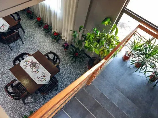 Jinyun Quyue Qingge Homestay (Xiandu Scenic Area)