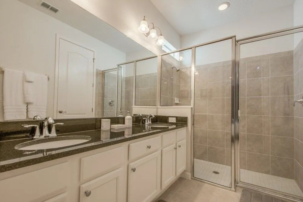 4 at Bella Vida 105029 - 4 Br home by RedAwning