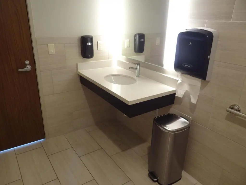 Holiday Inn Express & Suites - Auburn Downtown by IHG