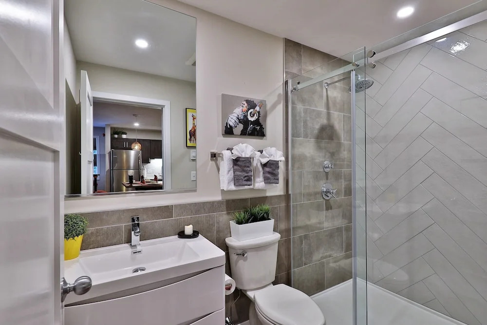 The Killington Style Suite: Modern, Central Condo, 2RM #222