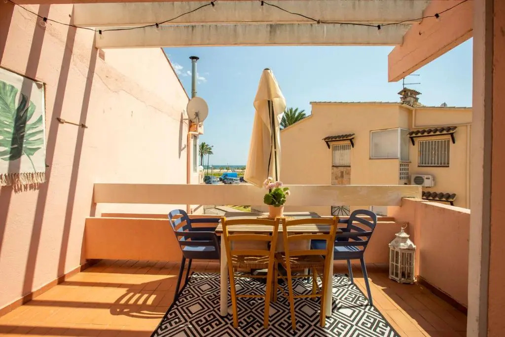 1012 Apartamento cerca de la playa