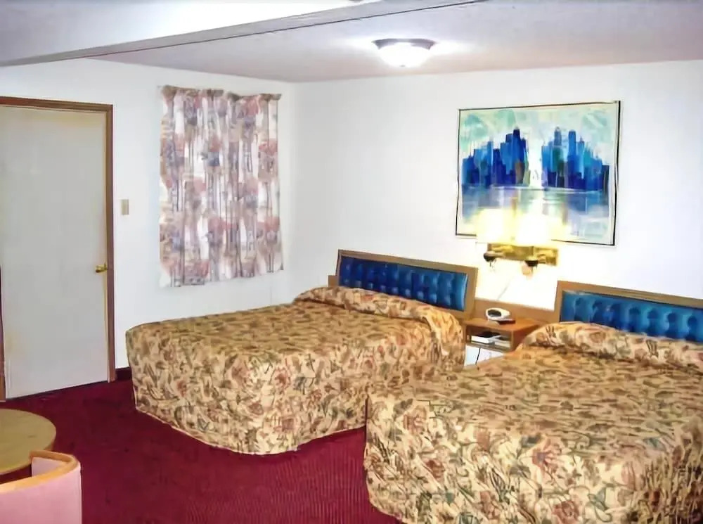 Shamrock Motel